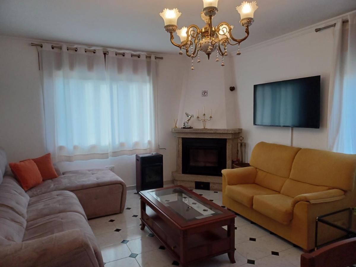 Acogedora Casa De Campo Neda Εξωτερικό φωτογραφία